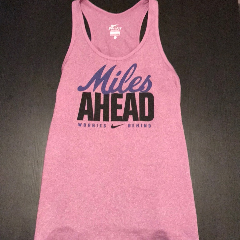 Nike workout top